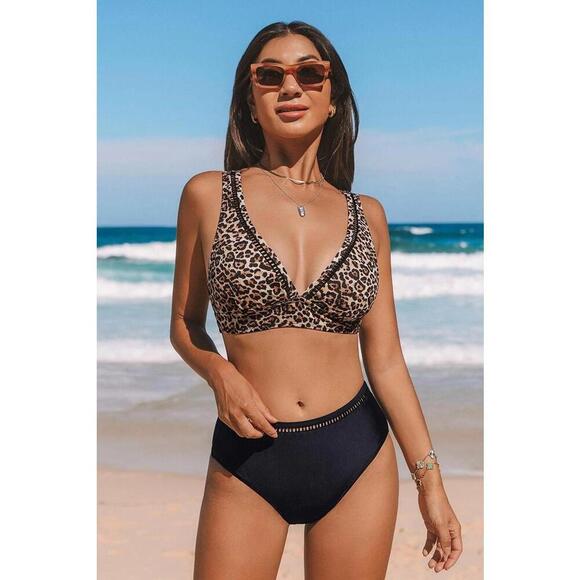 NWT Cupshe Wild Side Animal Print Bikini Set - Size Medium - Picture 1 of 3